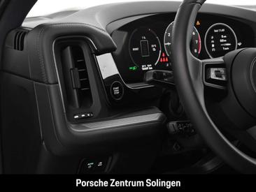 Porsche Cayenne S E-Hybrid — photo 14