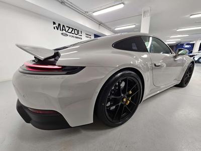 Porsche 911 Carrera 4 GTS