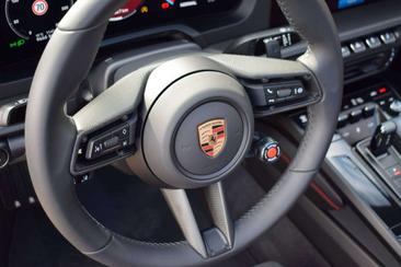 Porsche 911 Targa Targa 4 GTS — photo 41
