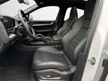 Porsche Cayenne S E-Hybrid — photo 11