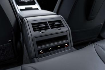 Porsche Panamera Turbo E-Hybrid — photo 13