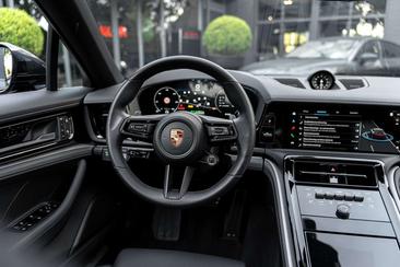 Porsche Panamera Turbo E-Hybrid — photo 14