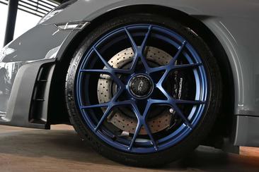 Porsche 718 Cayman GT4 RS — photo 8