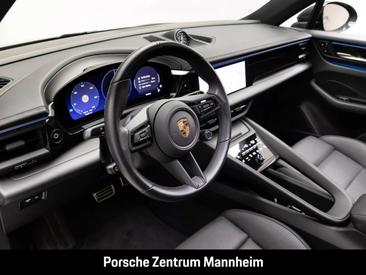 Porsche Macan I 4S Electric — photo 4