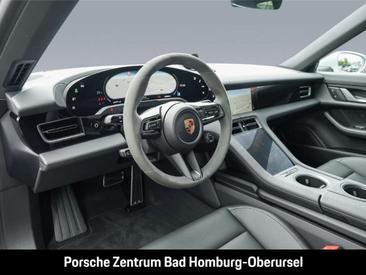 Porsche Taycan — photo 11