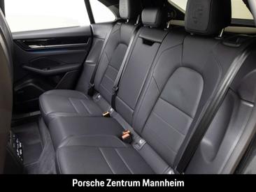 Porsche Macan I 4S Electric — photo 14