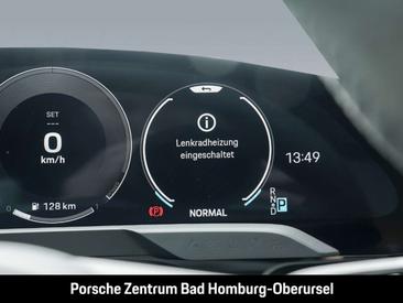 Porsche Taycan — photo 25