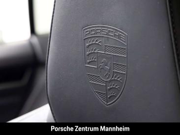 Porsche Macan I 4S Electric — photo 31