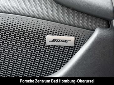 Porsche Taycan — photo 28