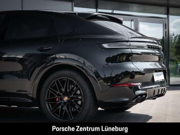 Porsche Cayenne S E-Hybrid — photo 18
