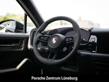 Porsche Cayenne S E-Hybrid — photo 26