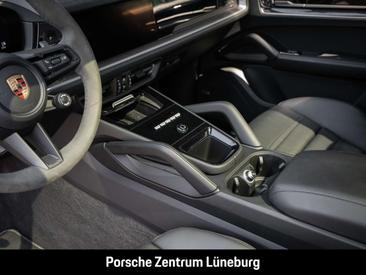Porsche Cayenne S E-Hybrid — photo 32