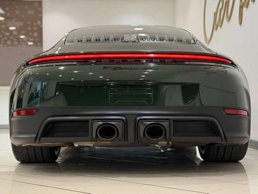 Porsche 911 Carrera GTS — photo 6