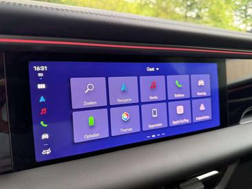 Porsche Macan I Electric — photo 35