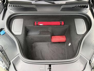 Porsche Macan I Electric — photo 48