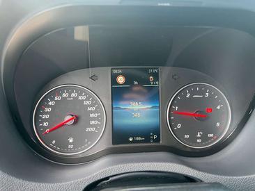Mercedes Sprinter Van 314 D — photo 10