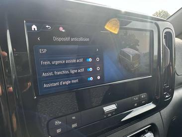 Mercedes Vito Van 119 D — photo 24