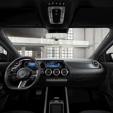 Mercedes GLA 180 D — photo 6