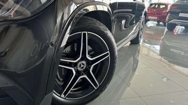 Mercedes GLA 200d — photo 13