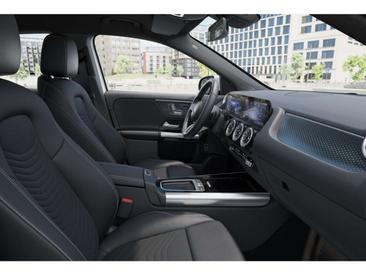 Mercedes EQA 250 — photo 7