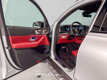 Mercedes GLE 63 S 4Matic — photo 13