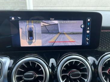 Mercedes GLB 200 — photo 13