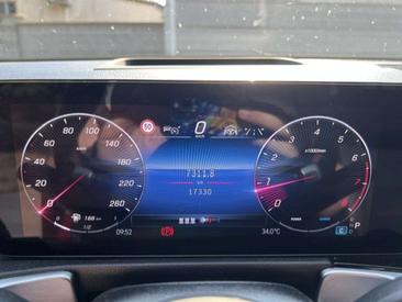 Mercedes GLB 200 — photo 16
