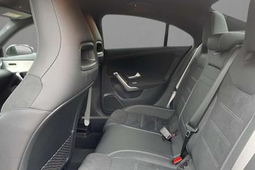 Mercedes CLA Berline 200 — photo 6