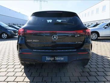 Mercedes EQA 250 — photo 4