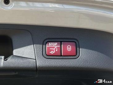 Mercedes GLA 220 D — photo 12