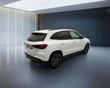Mercedes GLA 200d — photo 6