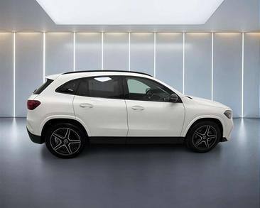 Mercedes GLA 200d — photo 7