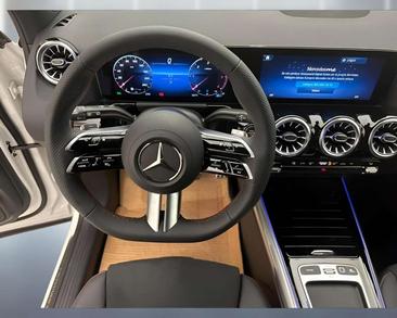 Mercedes GLA 200d — photo 9