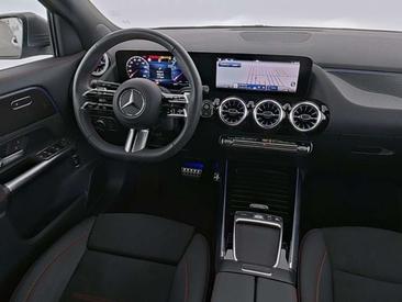 Mercedes GLA 180 — photo 5