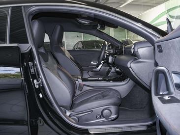 Mercedes CLA Berline 200 — photo 5