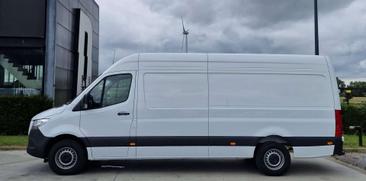 Mercedes Sprinter Van 316 D — photo 4