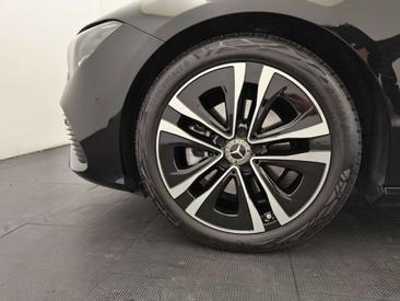 Mercedes CLA Berline 180 — photo 8