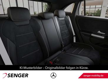 Mercedes GLA 200 — photo 9