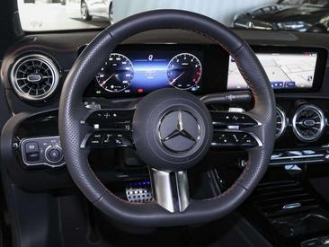 Mercedes CLA Berline 200 — photo 11