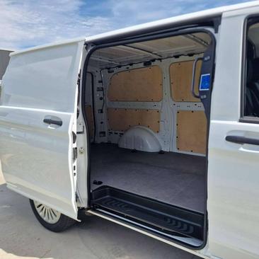 Mercedes Vito Van 116 D — photo 6