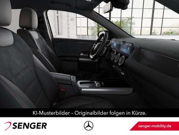 Mercedes GLA 200 — photo 8