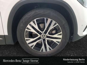 Mercedes GLA 180 — photo 3