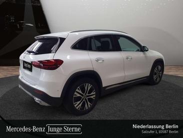 Mercedes GLA 180 — photo 4
