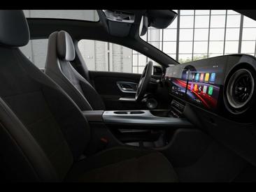 Mercedes CLA Berline 350 — photo 7