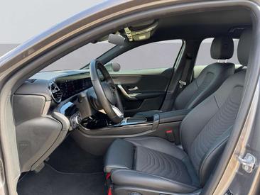 Mercedes Classe A Berline 180 — photo 8