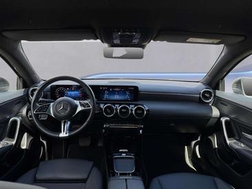 Mercedes Classe A Berline 180 — photo 9