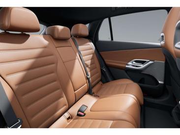 Mercedes GLC 400 — photo 9