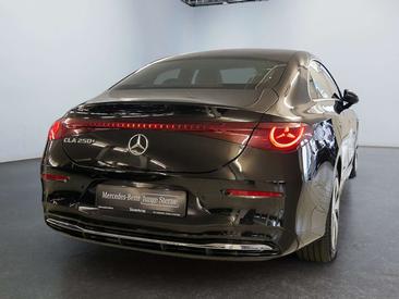 Mercedes CLA Berline 250 — photo 2