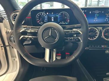 Mercedes CLA Berline 250 E — photo 8