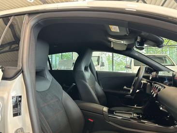 Mercedes CLA Berline 250 E — photo 15